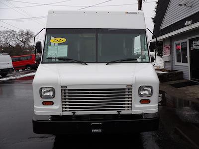 Used 2023 Ford E-450 - photo 1