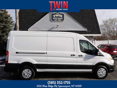 Used 2022 Ford Transit 250 - photo 1
