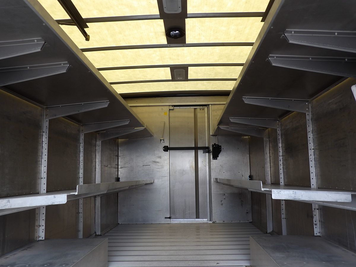 Used 2019 Ford E-450 - photo 10