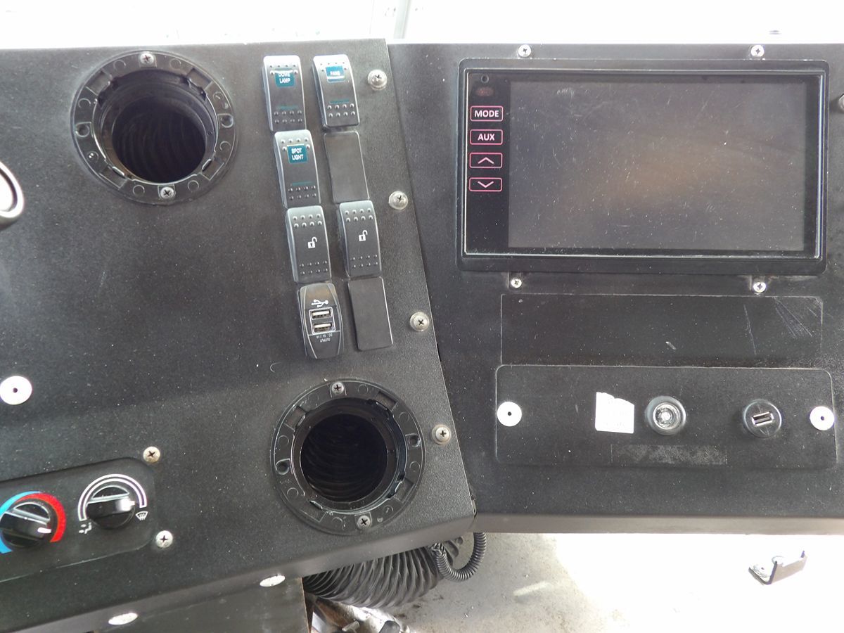 Used 2019 Ford E-450 - photo 29