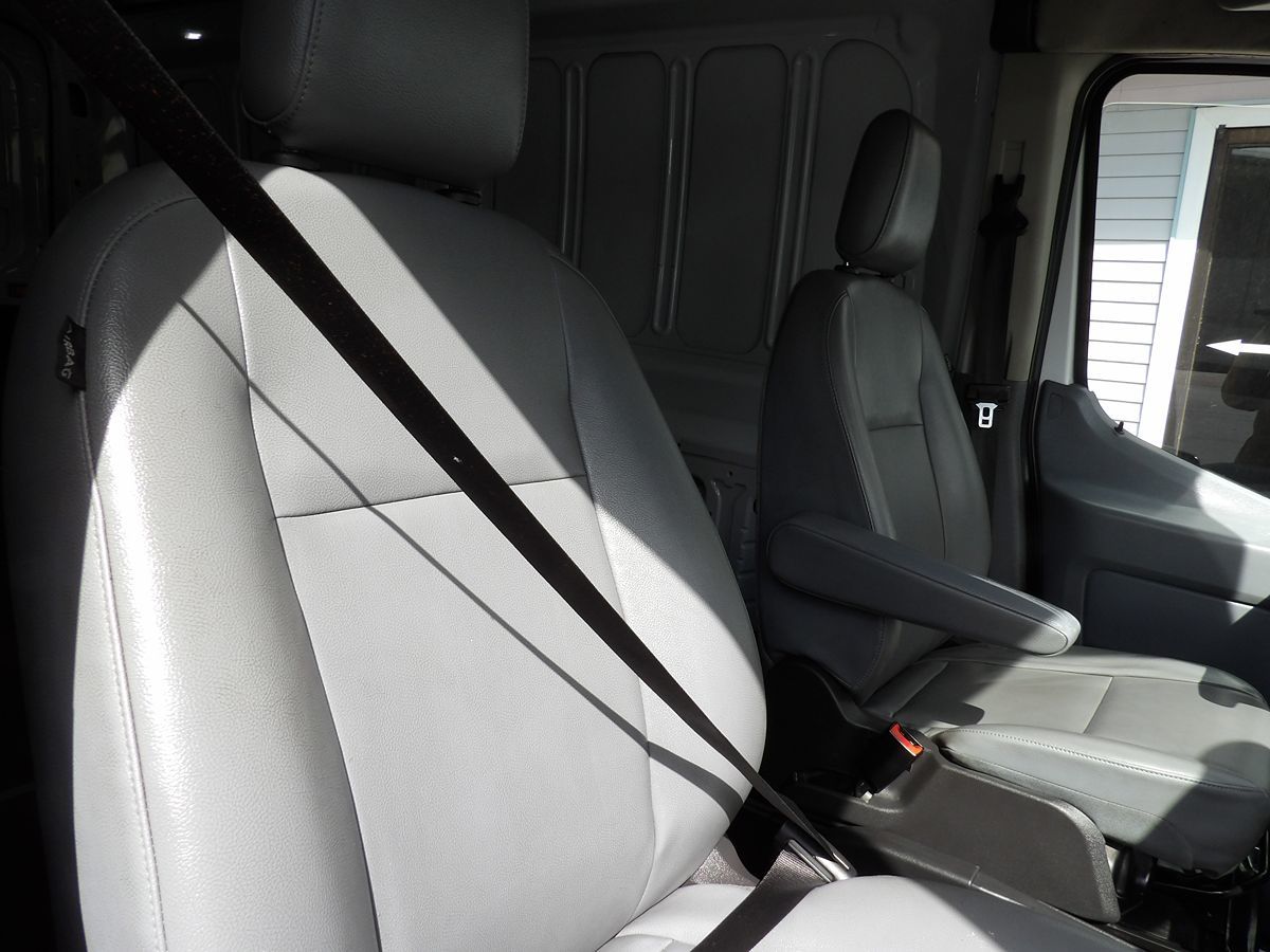 Used 2019 Ford Transit 250 - photo 30