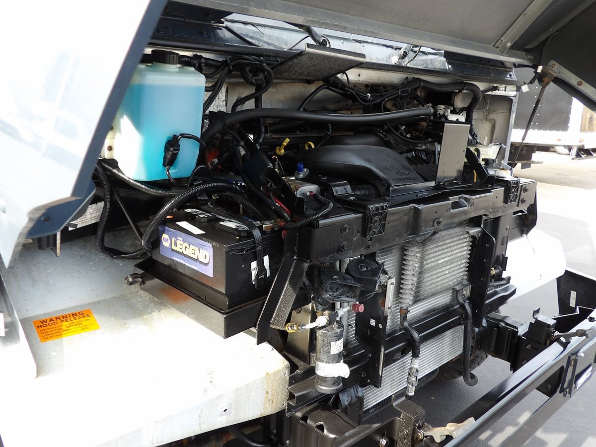 Used 2019 Ford E-450 - photo 21