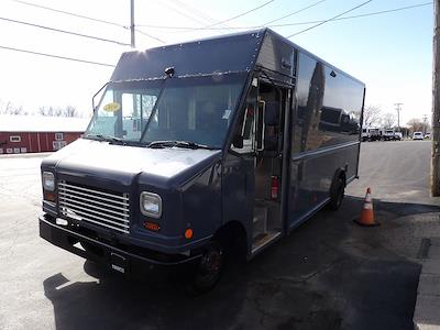 Used 2019 Ford E-450 - photo 1