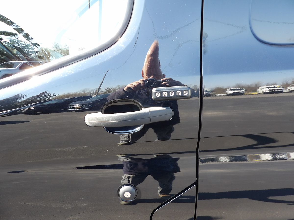Used 2019 Ford Transit 250 - photo 9