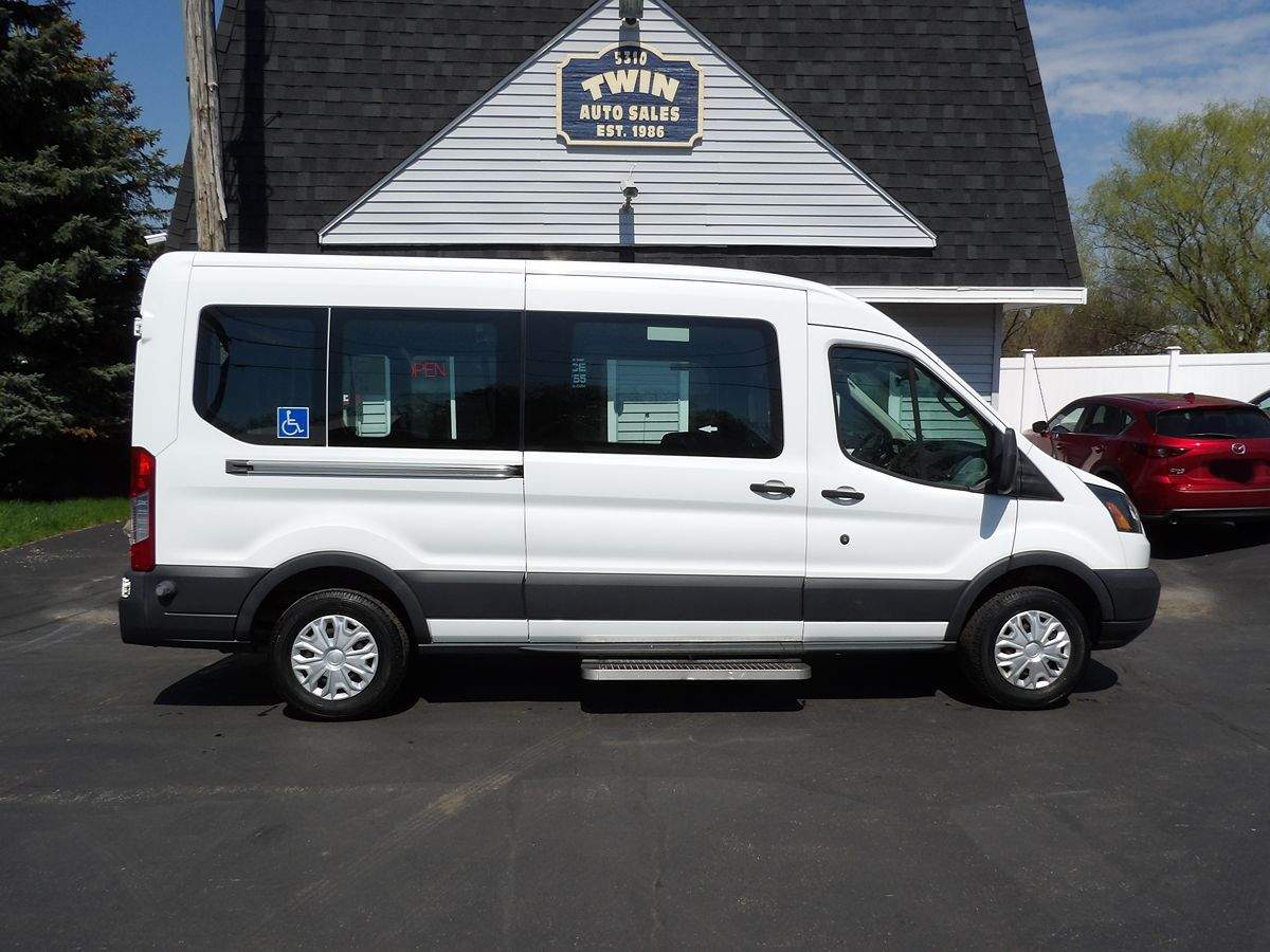Used 2015 Ford Transit 250 - photo 6