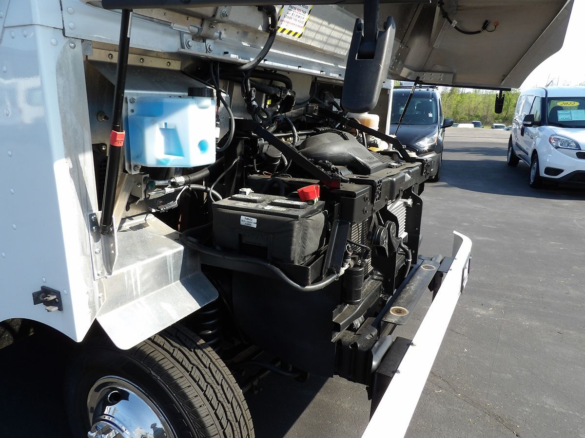 Used 2016 Ford E-350 - photo 15