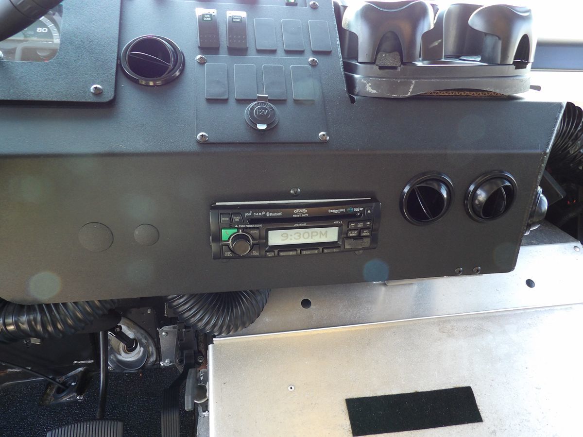 Used 2016 Ford E-350 - photo 26