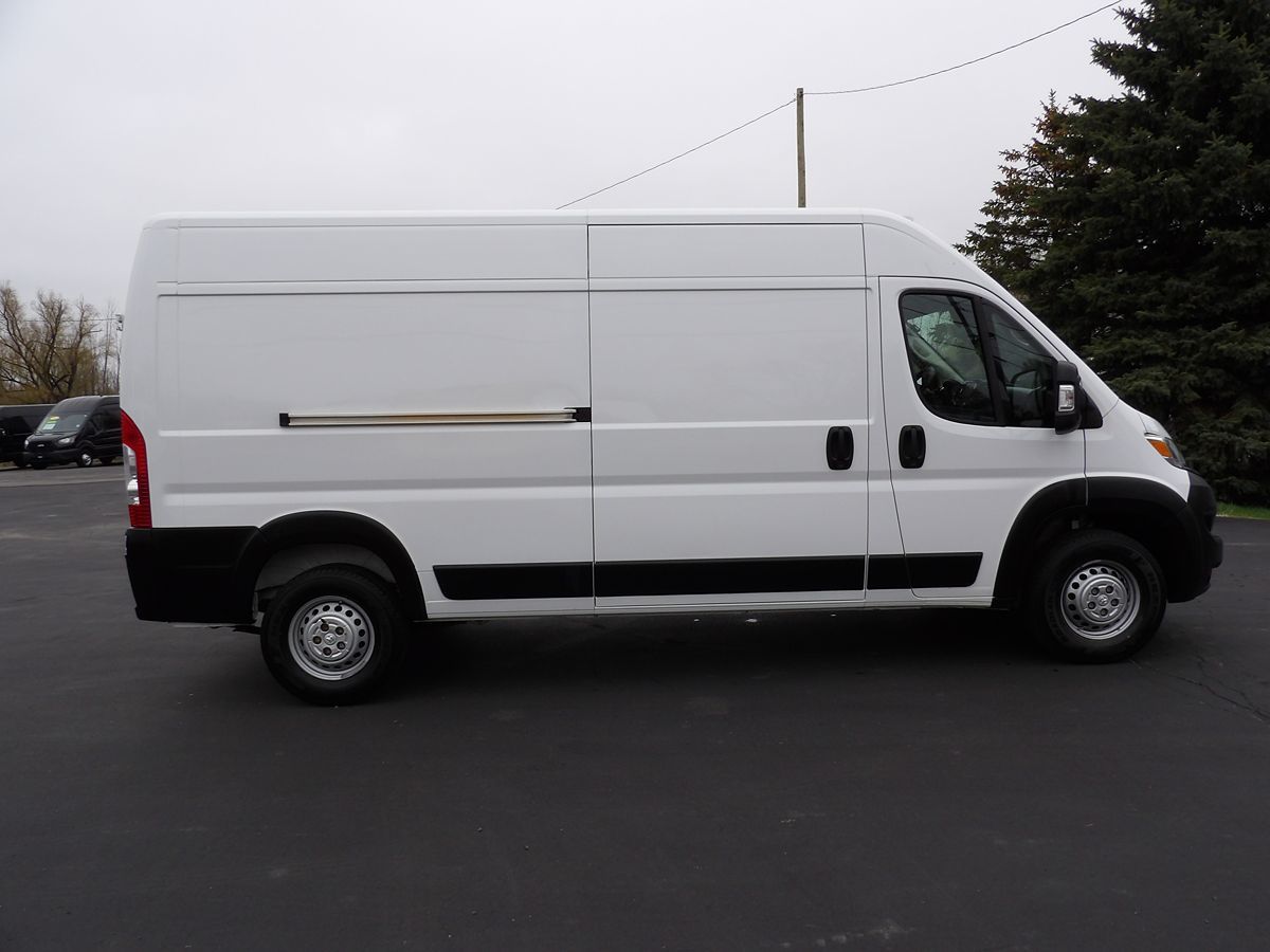 Used 2025 Ram ProMaster 2500 - photo 11
