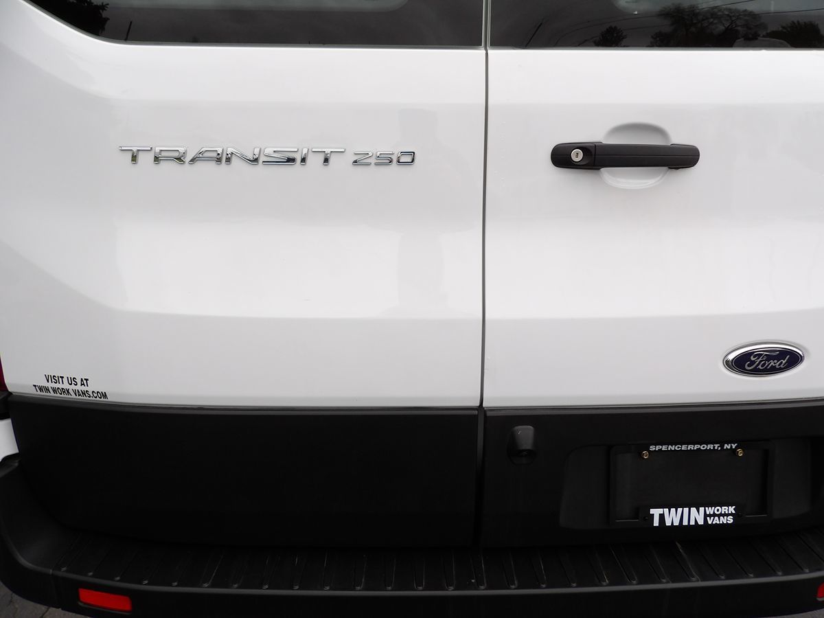 Used 2024 Ford Transit 250 - photo 10