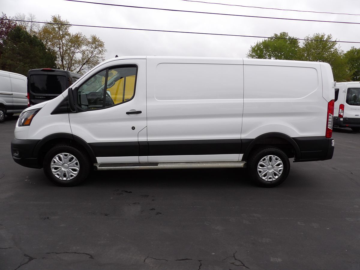 Used 2024 Ford Transit 250 - photo 5