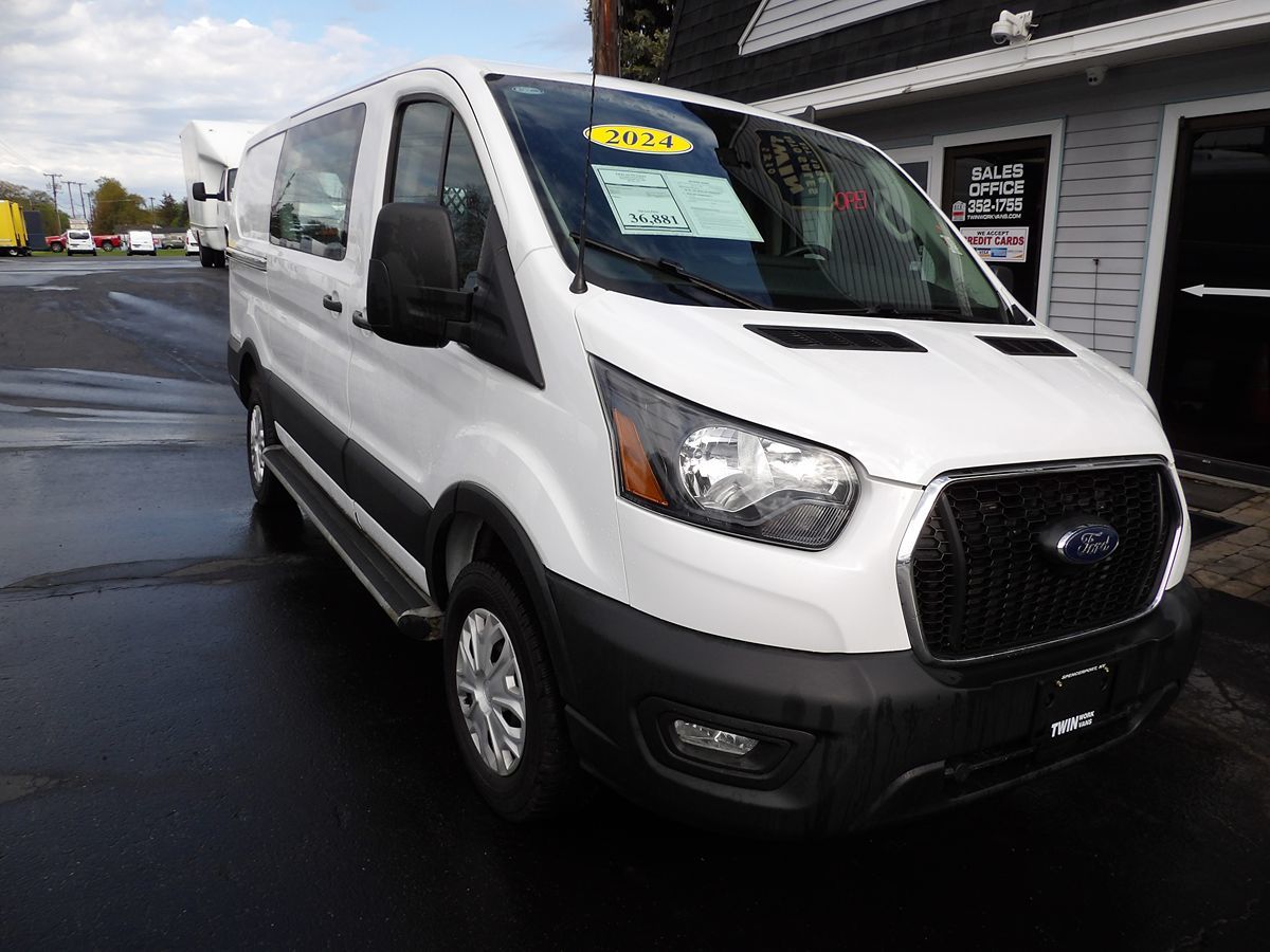 Used 2024 Ford Transit 250 - photo 9