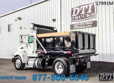 Used 2021 Peterbilt 337 - photo 1