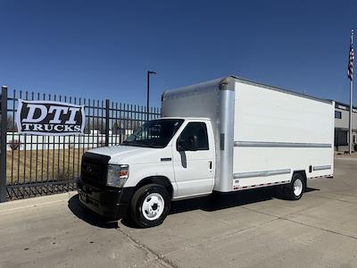 Used 2022 Ford E-350 - photo 1