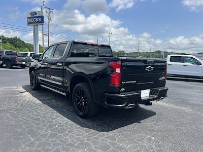 2025 Chevrolet Silverado 1500 Crew Cab 4x4 Pickup for sale #AT62992 - photo 2