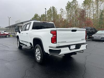 Used 2024 Chevrolet Silverado 3500 High Country Crew Cab for sale #AT63297 - photo 2