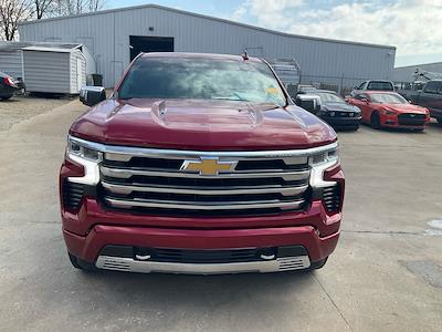 Used 2025 Chevrolet Silverado 1500 - photo 1