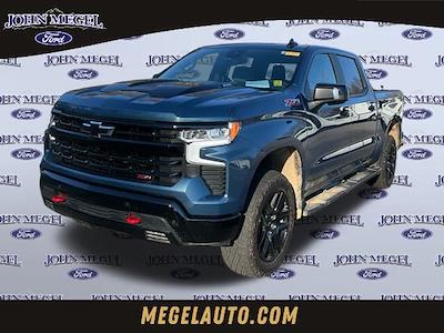 Used 2024 Chevrolet Silverado 1500 LT Crew Cab for sale #AT64948 - photo 1