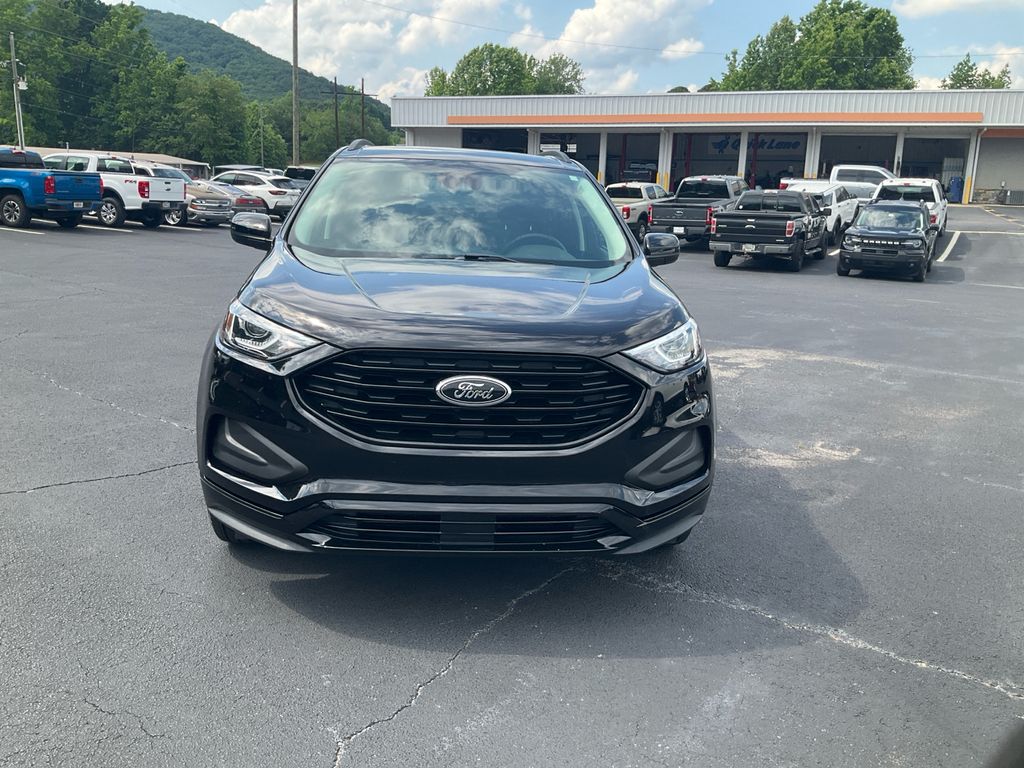 Used 2022 Ford Edge - photo 2