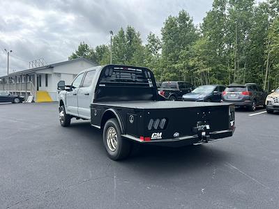 New 2025 Ford F-350 XLT Crew Cab 4x4 Flatbed Truck for sale #T63670 - photo 2