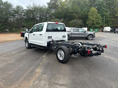 2026 Ford F-250 Crew Cab 4WD Cab Chassis for sale #T63866 - photo 2