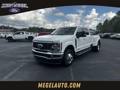 New 2025 Ford F-350 Lariat Crew Cab 4x4 DRW Pickup for sale #T63884 - photo 1