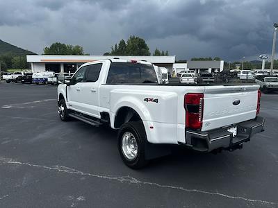 New 2025 Ford F-350 Lariat Crew Cab 4x4 DRW Pickup for sale #T63884 - photo 2