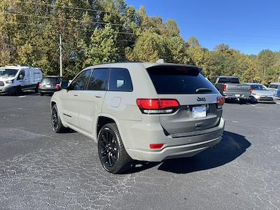 Used 2021 Jeep Grand Cherokee Laredo for sale #T64004A - photo 2