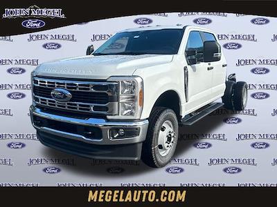 2026 Ford F-350 Crew Cab DRW 4WD Cab Chassis for sale #T64108 - photo 1