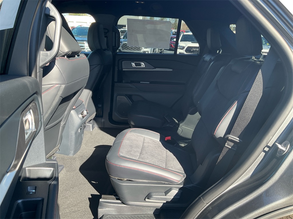 New 2026 Ford Explorer - photo 16