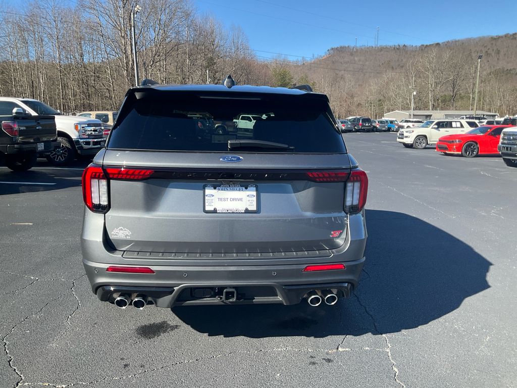 New 2026 Ford Explorer - photo 5
