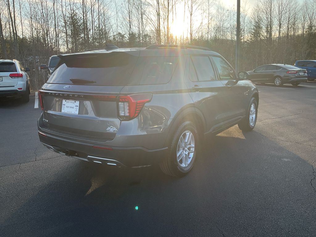 New 2026 Ford Explorer - photo 9