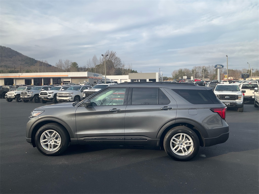New 2026 Ford Explorer - photo 10