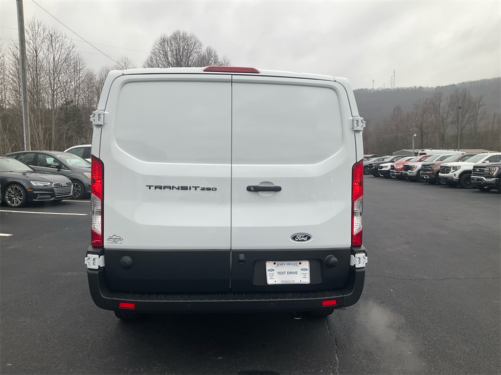 New 2026 Ford Transit 250 - photo 8