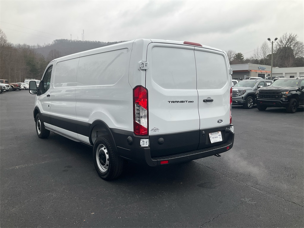 New 2026 Ford Transit 250 - photo 9