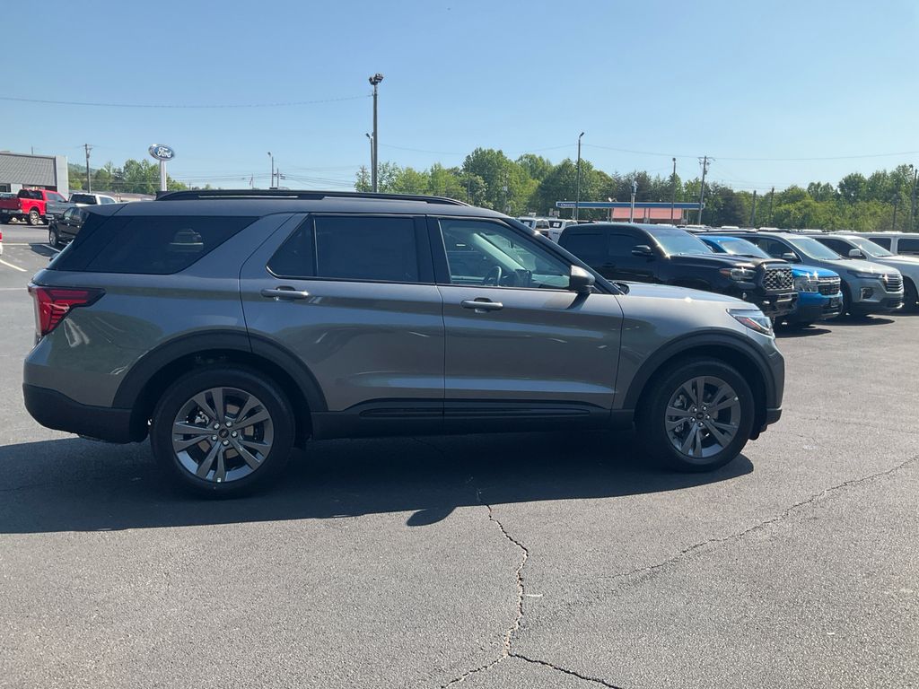 New 2026 Ford Explorer - photo 6