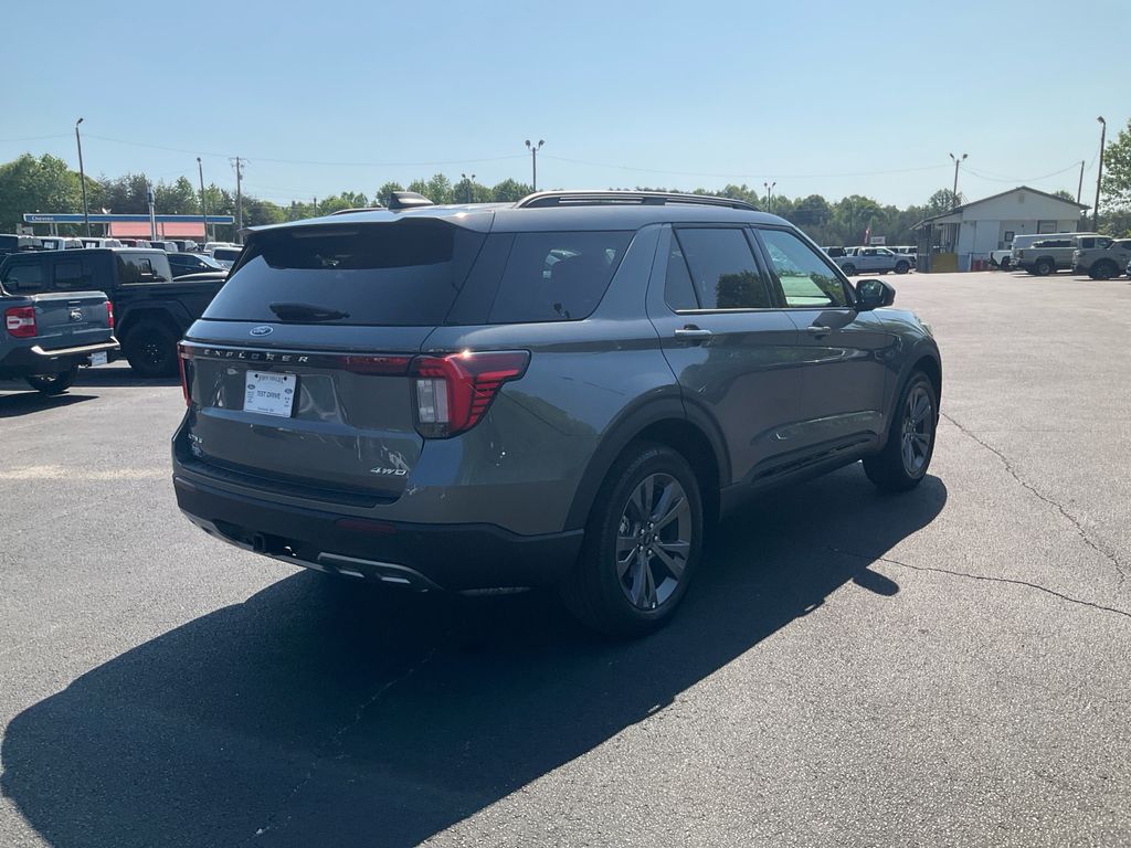 New 2026 Ford Explorer - photo 7