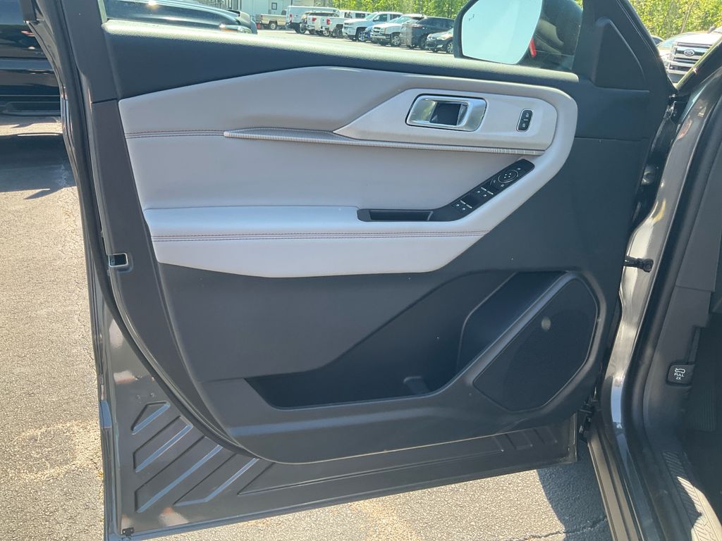 New 2026 Ford Explorer - photo 19