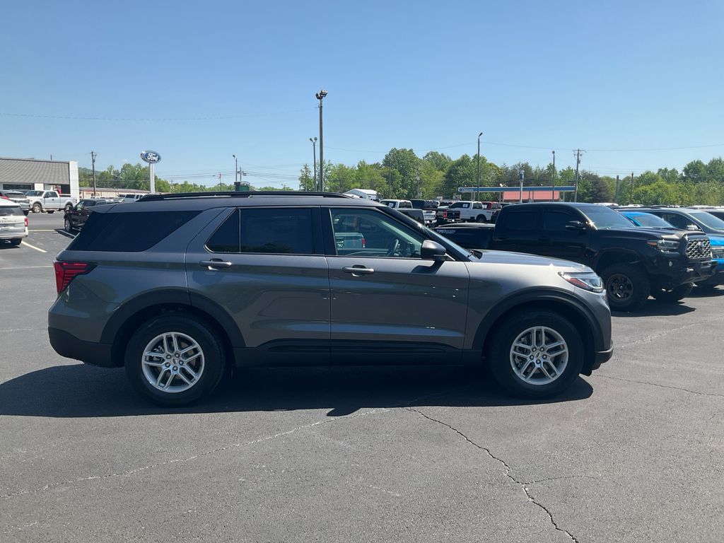 New 2026 Ford Explorer - photo 8
