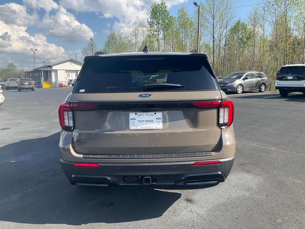 New 2026 Ford Explorer - photo 8