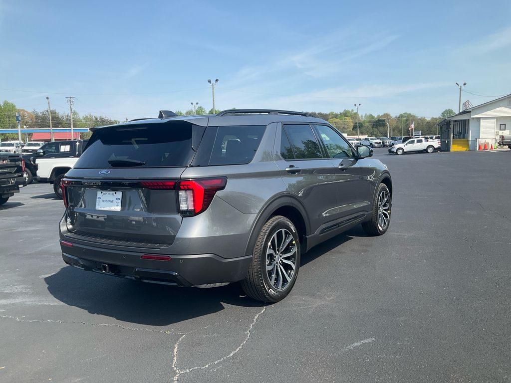 New 2026 Ford Explorer - photo 8