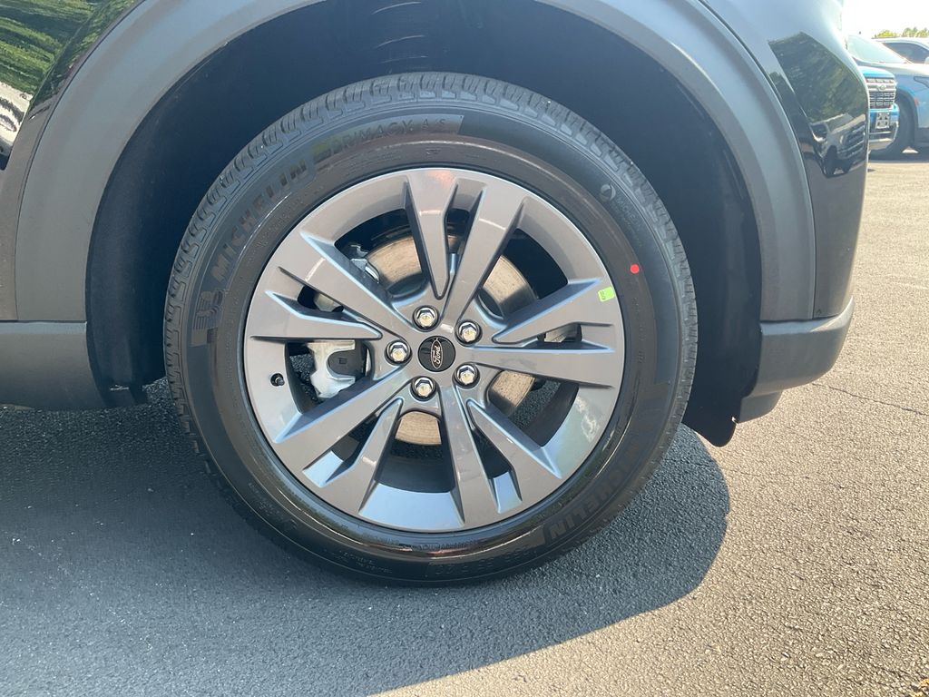 New 2026 Ford Explorer - photo 12