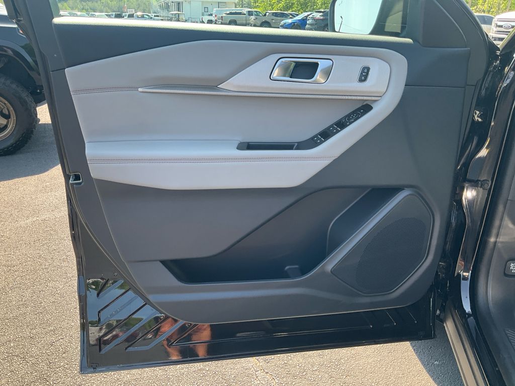 New 2026 Ford Explorer - photo 19