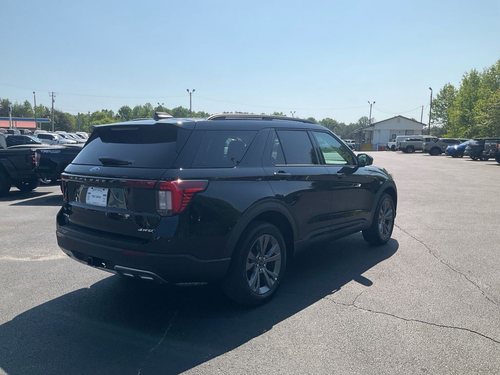 New 2026 Ford Explorer - photo 7