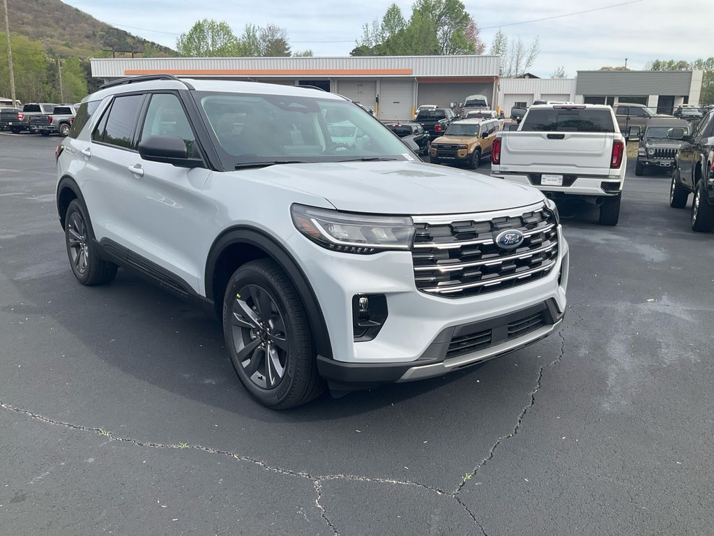 New 2026 Ford Explorer - photo 5