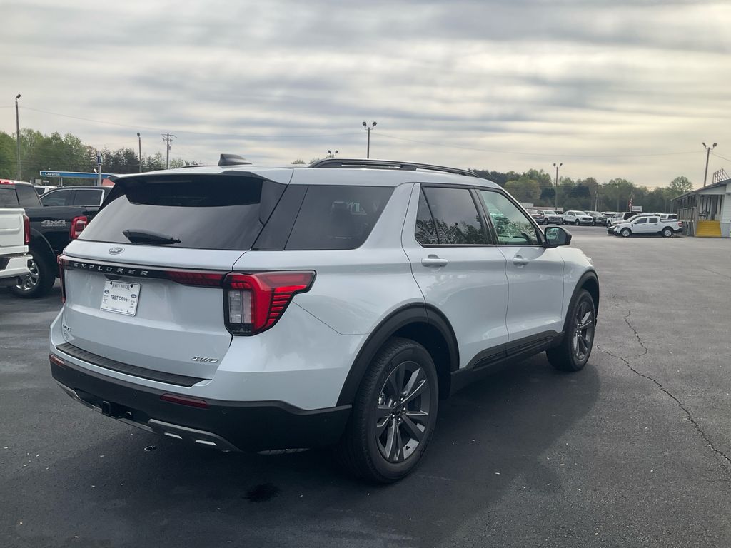 New 2026 Ford Explorer - photo 7