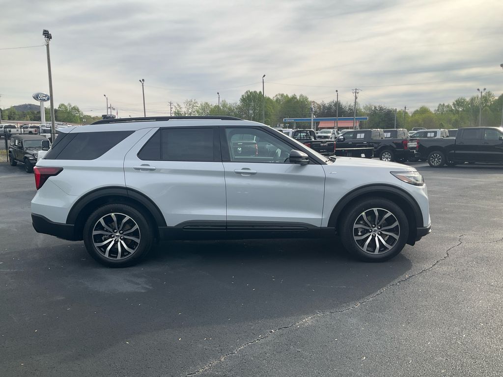 New 2026 Ford Explorer - photo 6