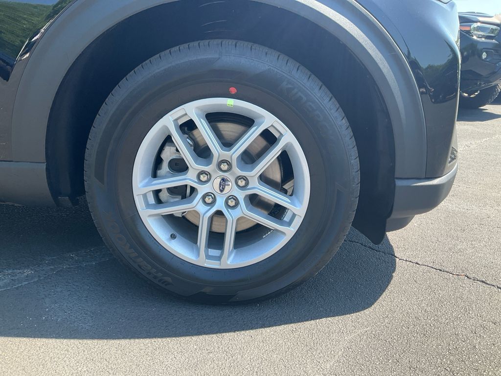 New 2026 Ford Explorer - photo 12