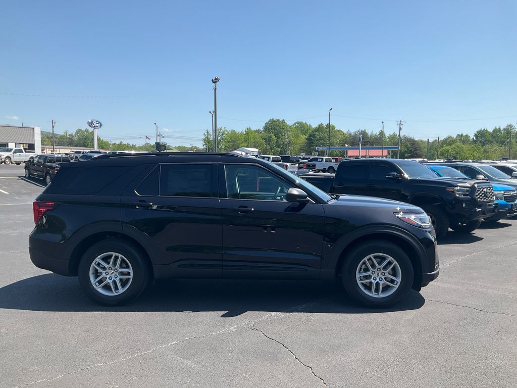 New 2026 Ford Explorer - photo 8