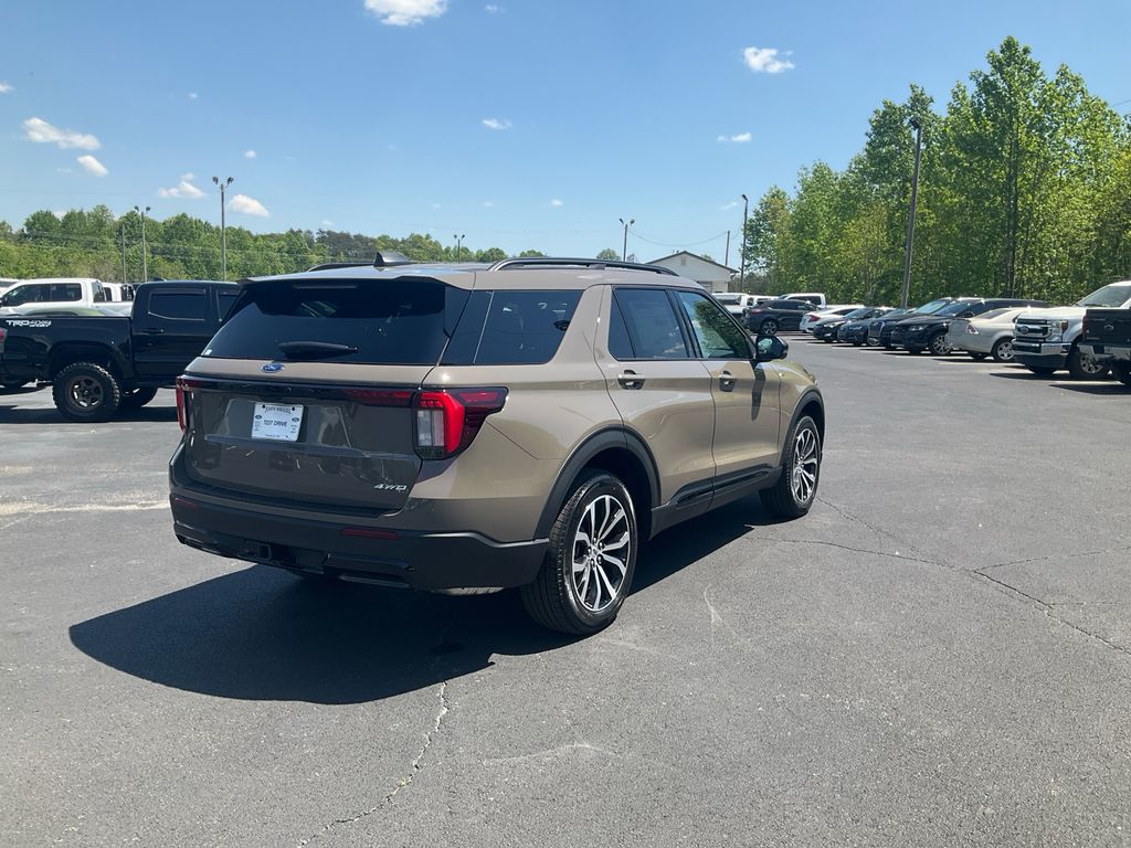 New 2026 Ford Explorer - photo 9