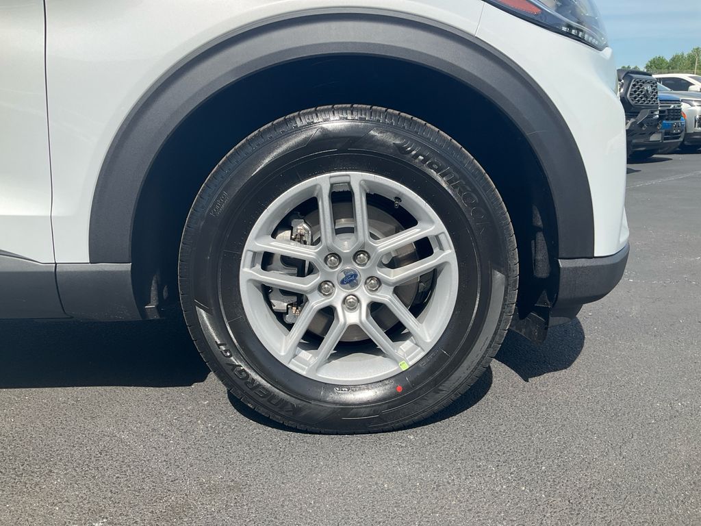 New 2026 Ford Explorer - photo 12